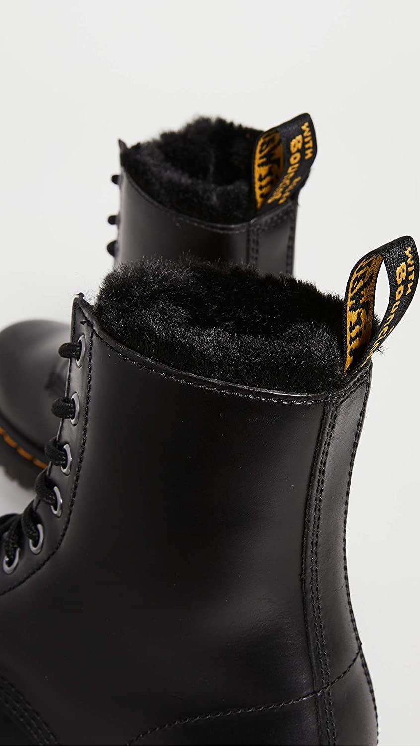 Women's Dr. Martens 1460 Serena 8-Eye Boot