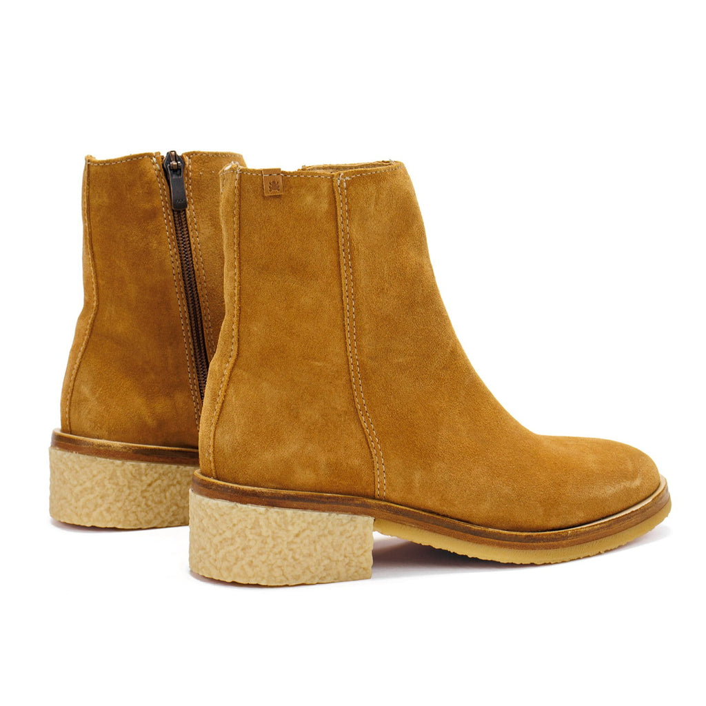 El Naturalista Women's Irati Block Heel Ankle Boot, Silk Suede \ Toffee,5.5 M US